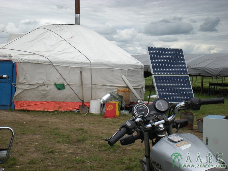 蒙古包用上太阳能.jpg
