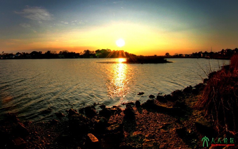 nature_sunsets_sunrises_wallpapers_widescreen_12374_m.jpg